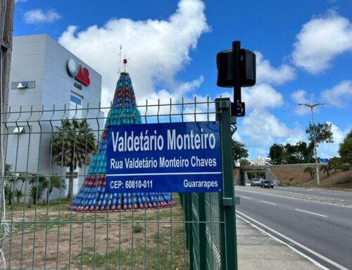 Pai do ex-presidente Valdetário Monteiro é homenageado com nome de rua em frente à sede da OAB Ceará